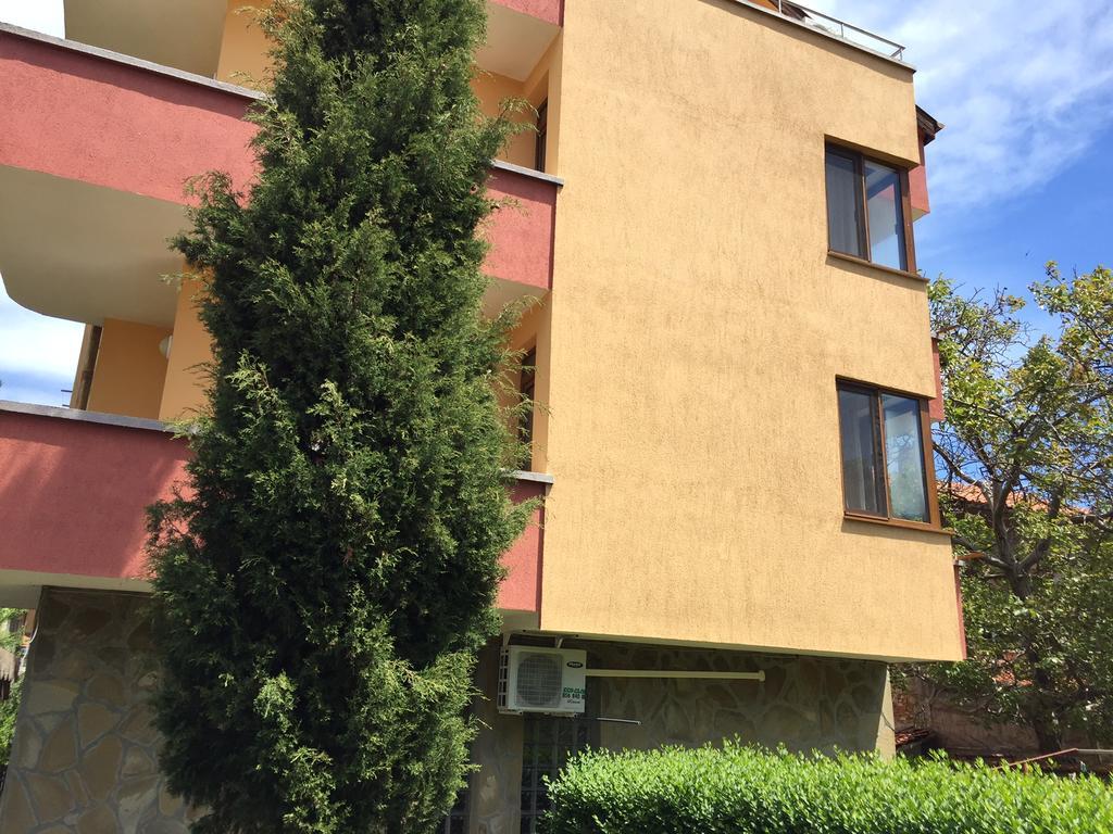 Guest House Afrodita Chernomorets Exterior photo