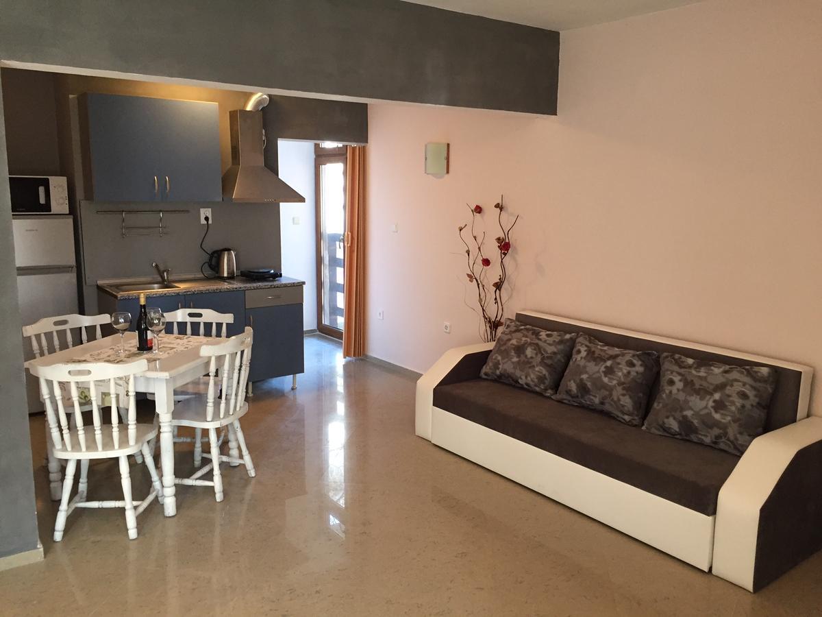 Guest House Afrodita Chernomorets Exterior photo