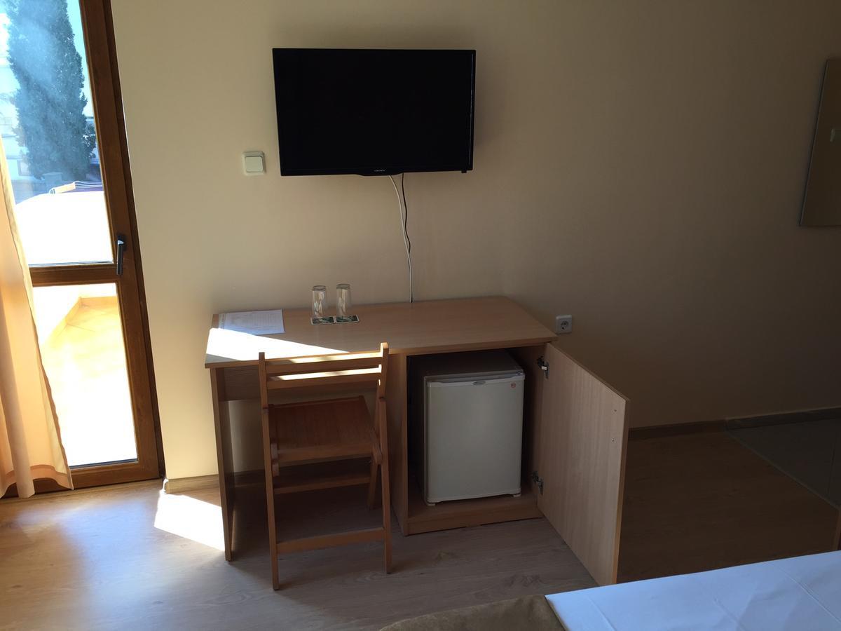 Guest House Afrodita Chernomorets Exterior photo