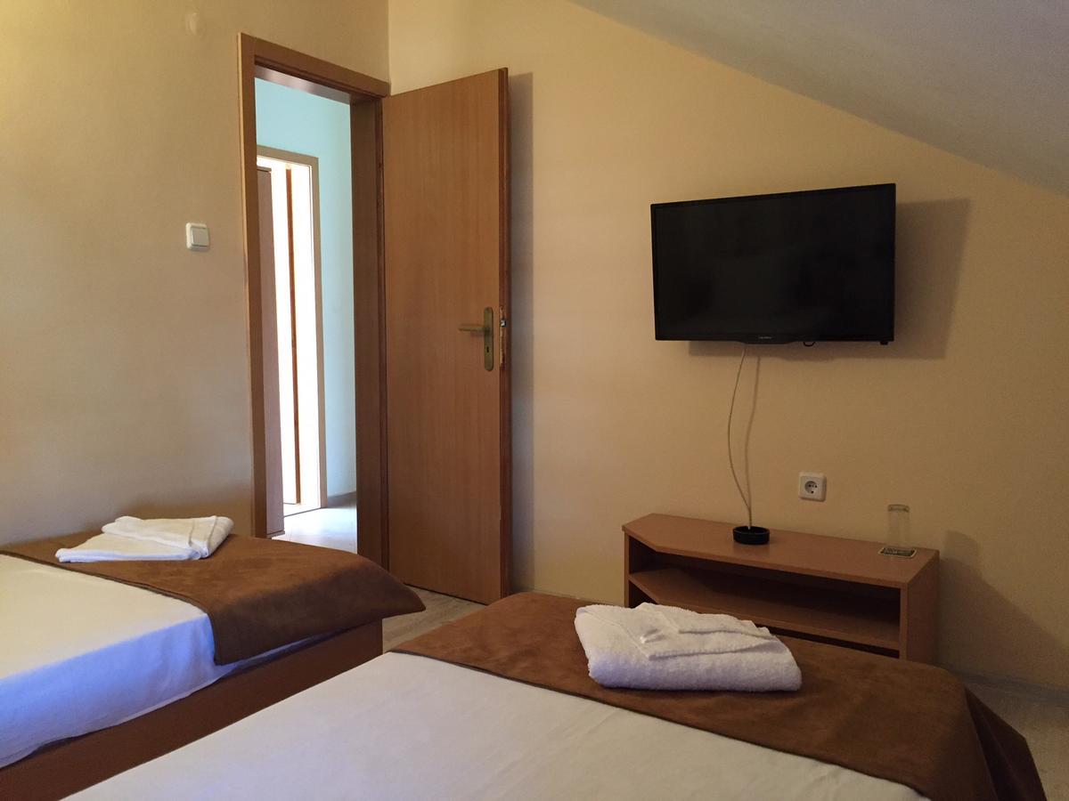 Guest House Afrodita Chernomorets Exterior photo