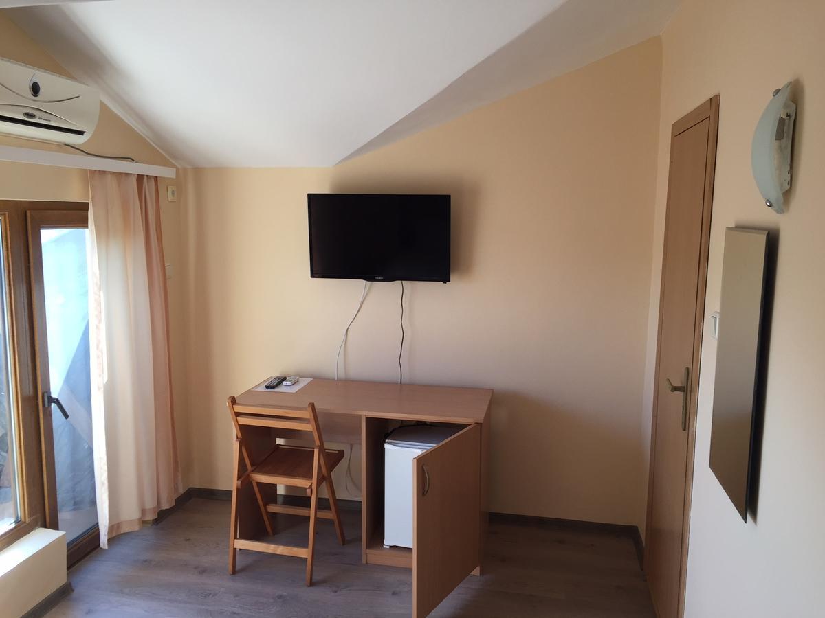 Guest House Afrodita Chernomorets Exterior photo